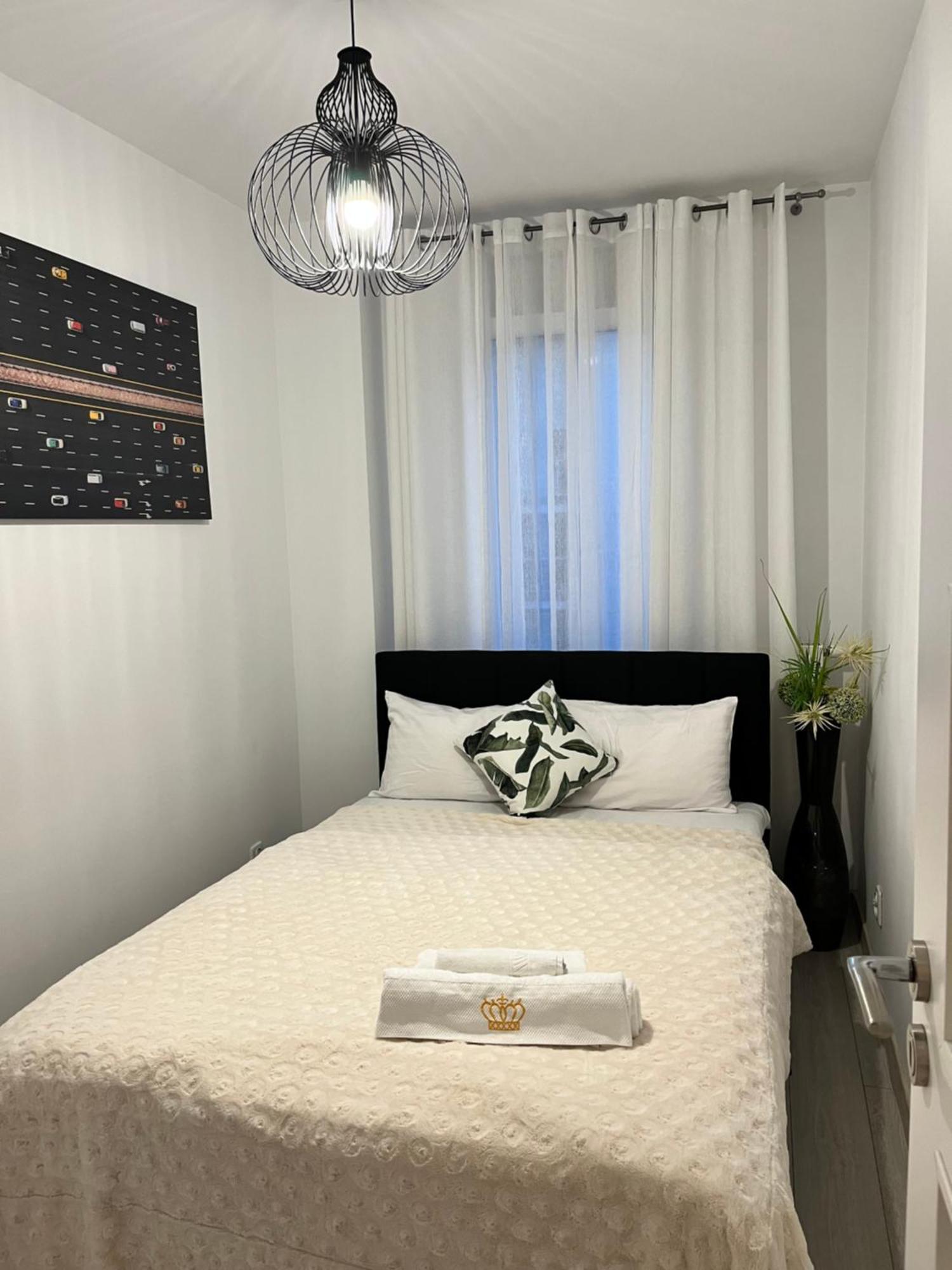 Apartment Family House By The River Odra -panoramic Terrace - 3room With 2 Separate Bedrooms And 2 Balconies By Wroapart-pl- Perfect For Family & Business