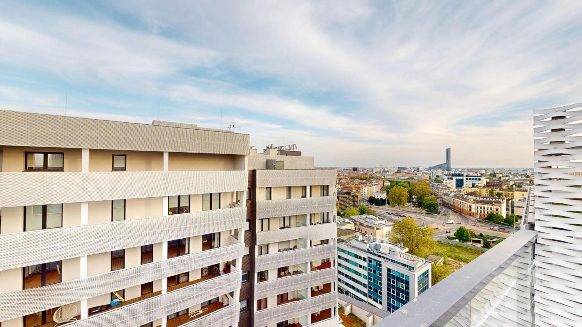 Family House By The River Odra -panoramic Terrace - 3room With 2 Separate Bedrooms And 2 Balconies By Wroapart-pl- Perfect For Family & Business * Wroclaw