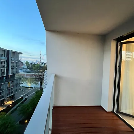 Family House By The River Odra -Panoramic Terrace - 3Room Apartment With 2 Separate Bedrooms And 2 Balconies By Wroapart-Pl- Perfect For Family & Business Stays Breslavia Exterior foto