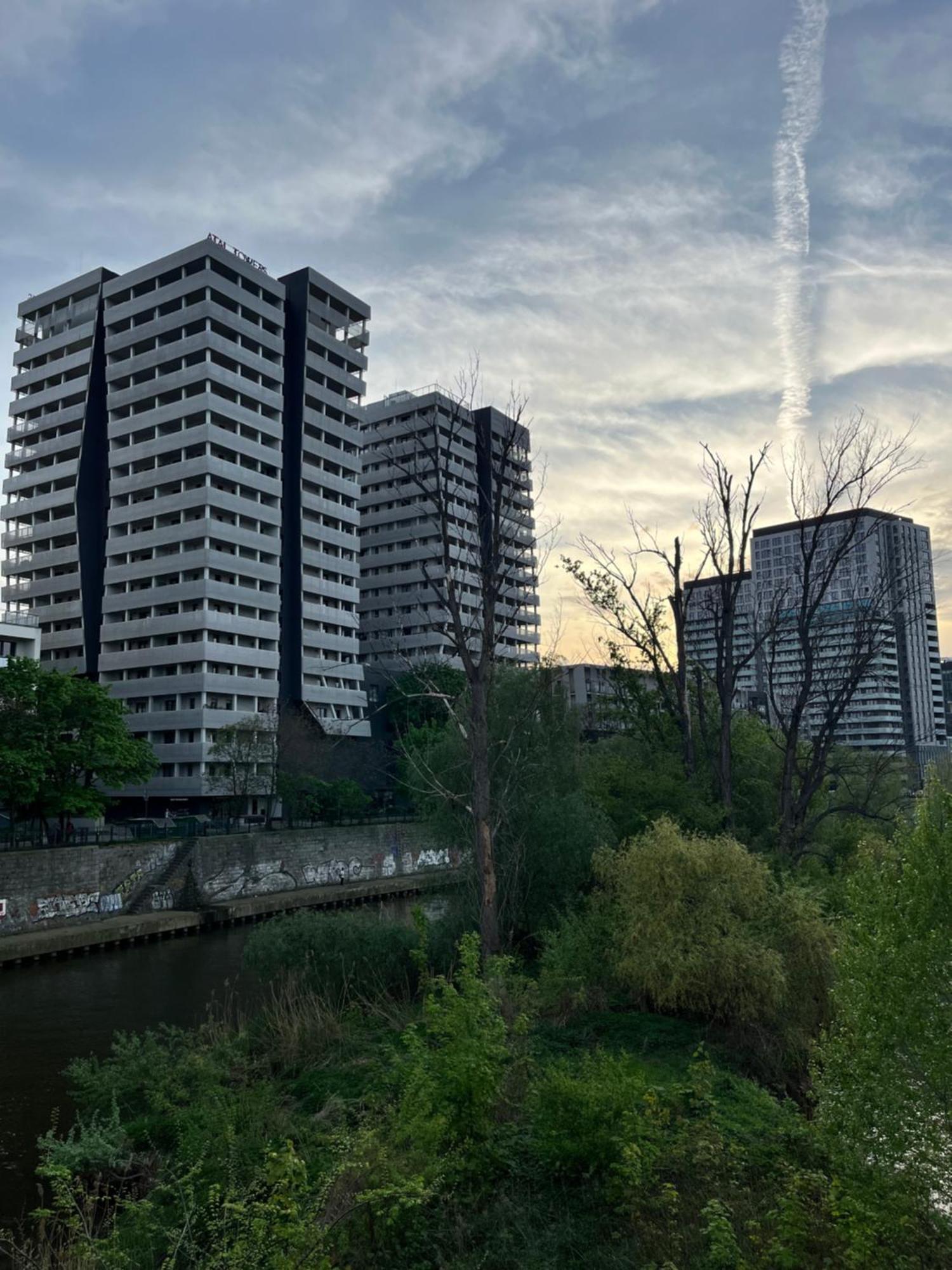 Family House By The River Odra -panoramic Terrace - 3room With 2 Separate Bedrooms And 2 Balconies By Wroapart-pl- Perfect For Family & Business Apartament *